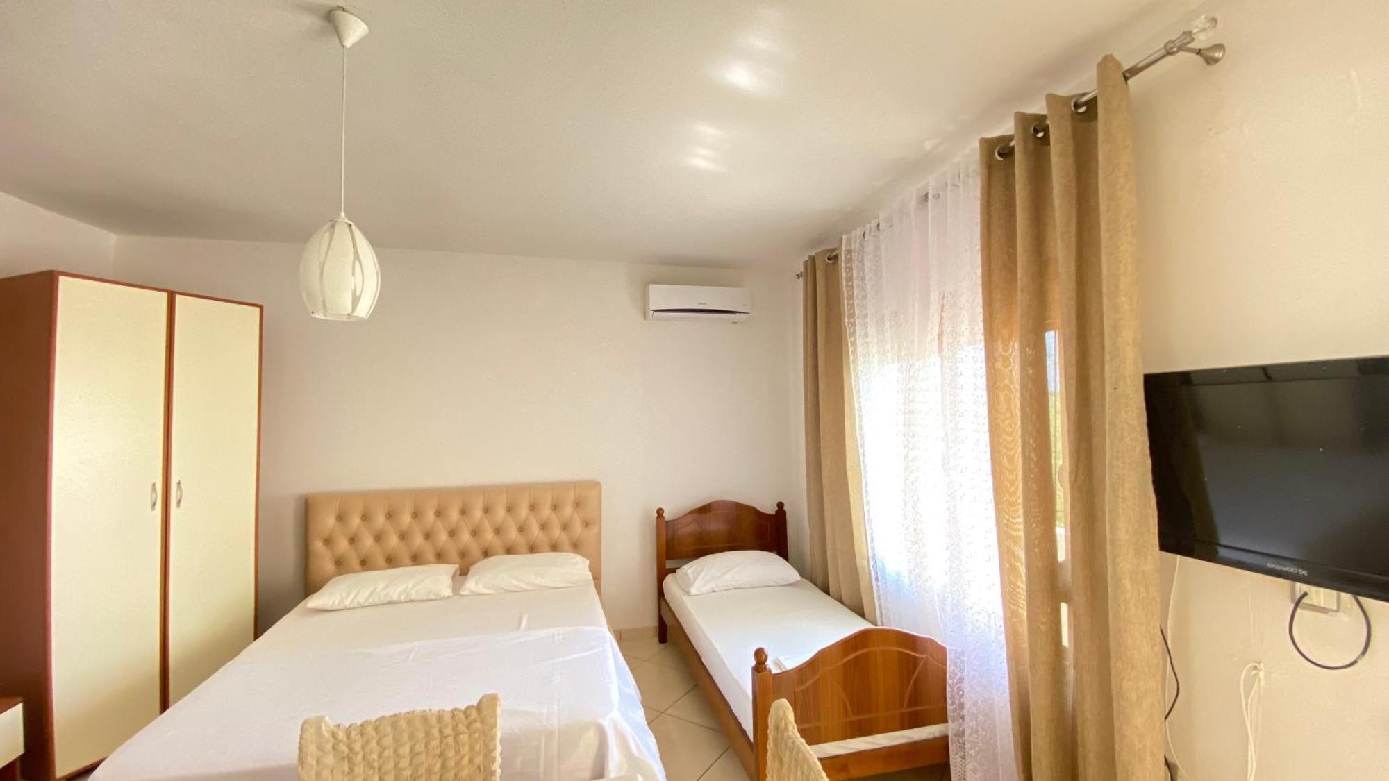 Apartament Radhime Vlore Exterior photo