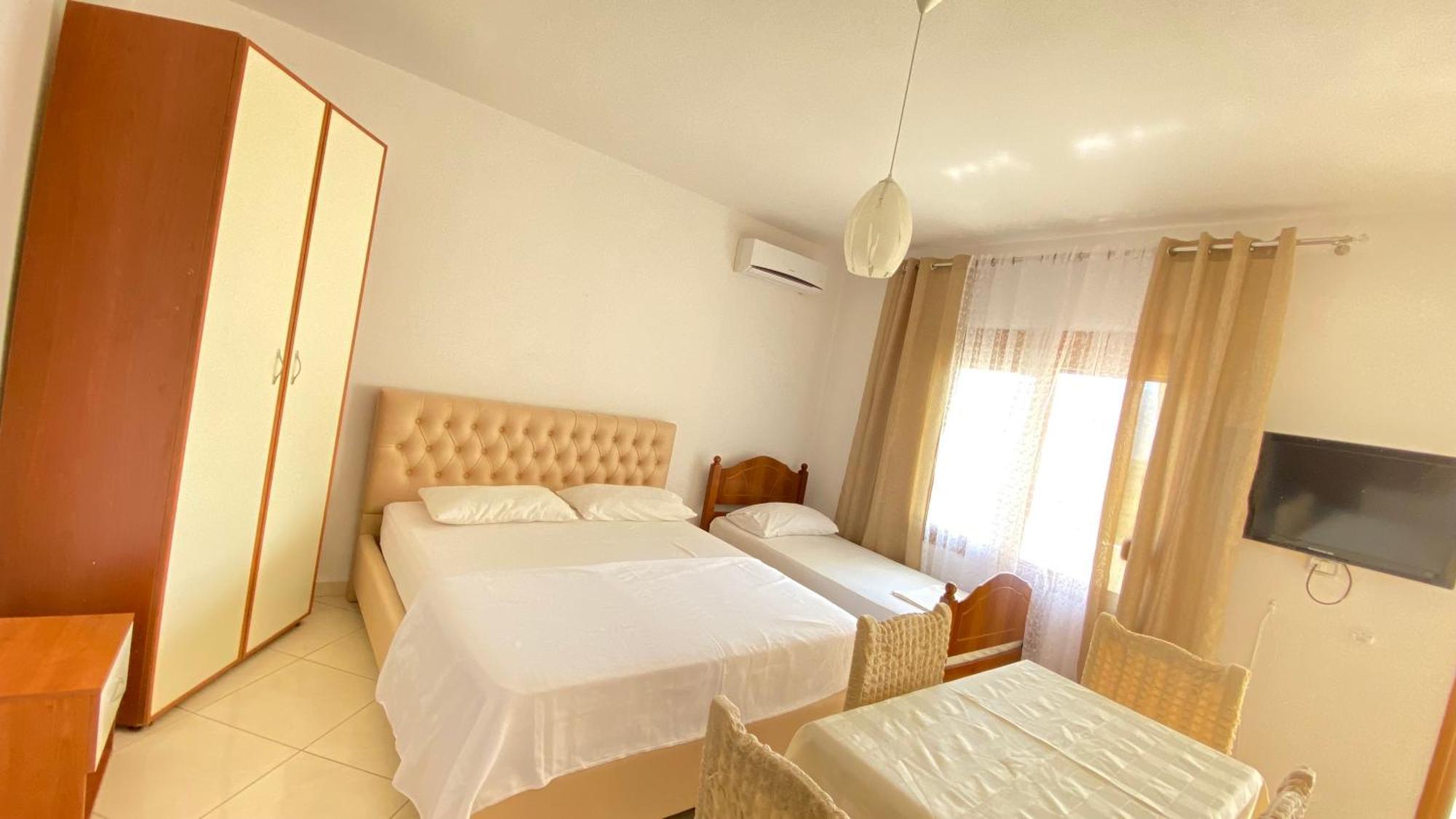 Apartament Radhime Vlore Exterior photo