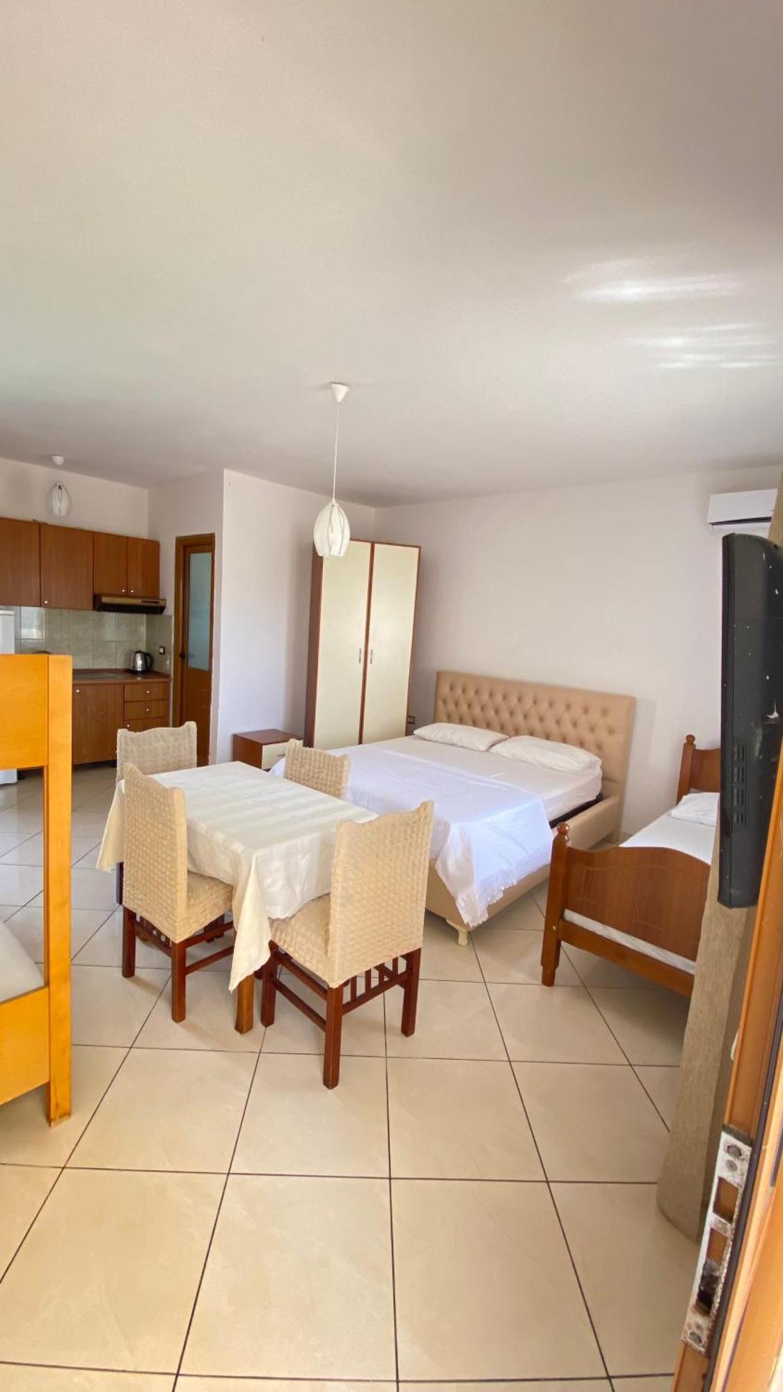 Apartament Radhime Vlore Exterior photo